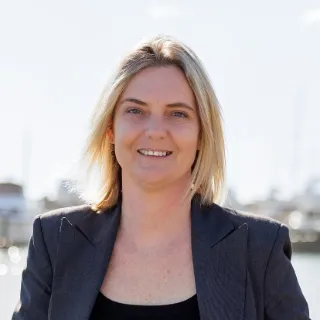 Tracy Martyn - Real Estate Agent