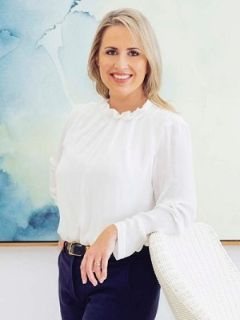 Trish  Pearman - Real Estate Agent