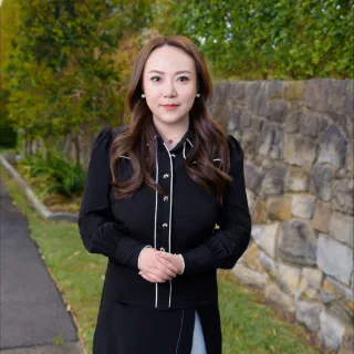 Trisha (Qiushan) Guo - Real Estate Agent