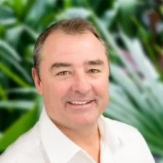 Troy  MacRae - Real Estate Agent