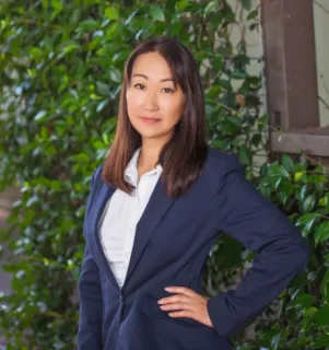 Grace Zhang - Real Estate Agent