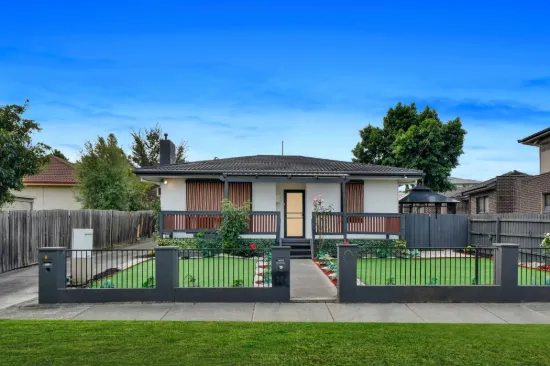 1/1 Evans Crescent, Reservoir, Vic 3073-Image
