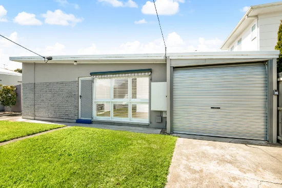 1/10-12 Norwood Street, Herne Hill, Vic 3218
