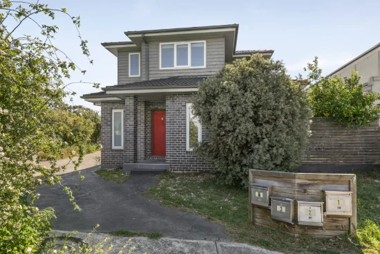 1/10 Dhemre Place, Dallas, Vic 3047