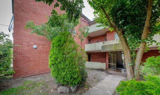 1/10 James St, Box Hill, Vic 3128
