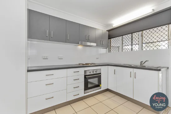 1/10 Regent Street, Hyde Park, Qld 4812
