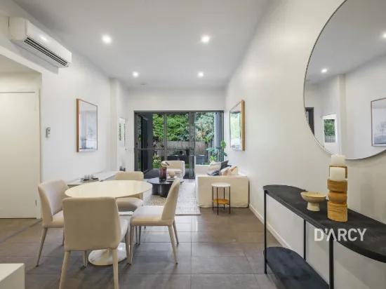 1/10 Ruby Road, Mitchelton, Qld 4053