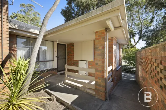 1/10 Simpson Street, Black Hill, Vic 3350