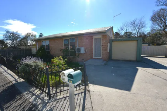 1/10A Sinclair Ave, Morwell, Vic 3840
