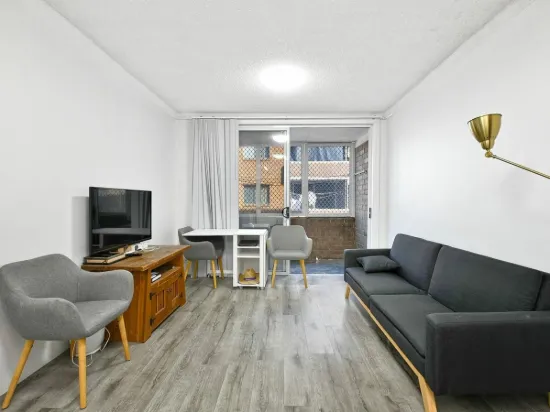 1/11 Forbes st, Warwick Farm, NSW 2170