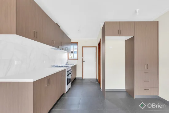 1/11 Hogan Grove, Werribee, Vic 3030