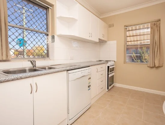 1/110 Bentick Street, Bathurst, NSW 2795 - For Rent