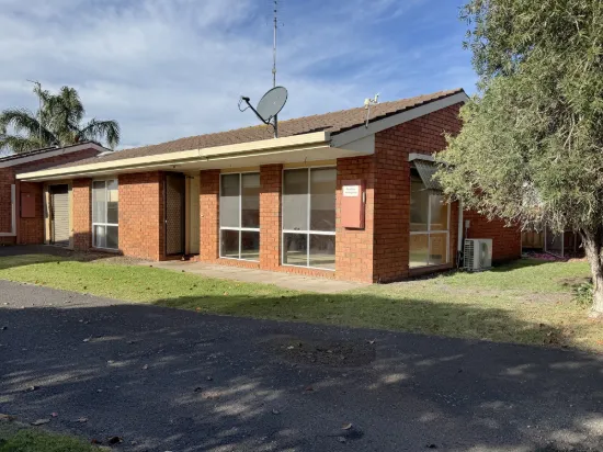 1/116 Main Road, Paynesville, Vic 3880