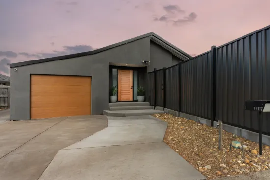 1/117 Outlook Drive, Dandenong North, Vic 3175