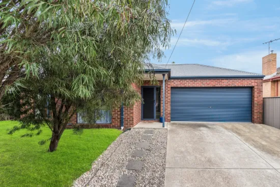 1/12 Alkoomi Avenue, Hamlyn Heights, Vic 3215