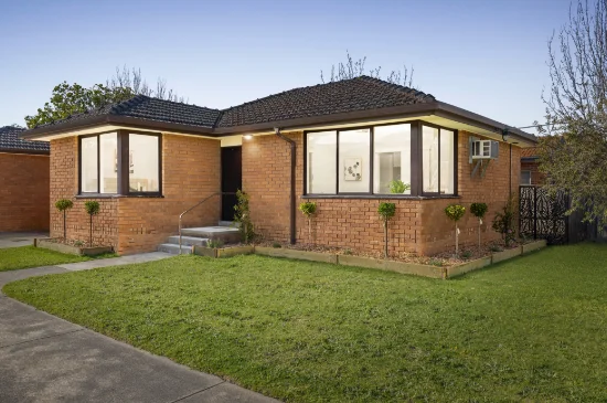 1/12 Clapham Road, Hughesdale, Vic 3166 - For Sale