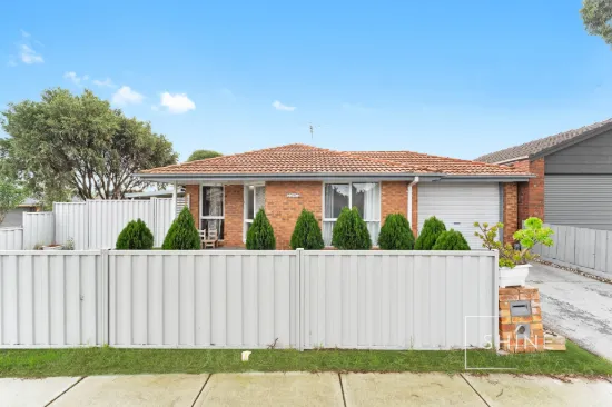 1/12 Filomena Court, Cranbourne North, Vic 3977