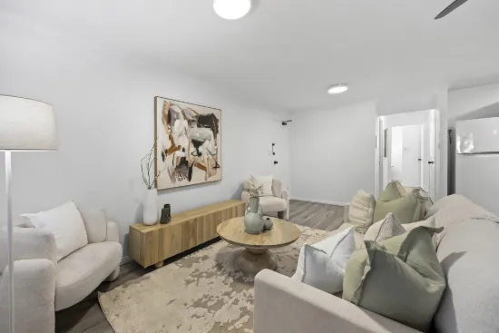 1/121 Ekibin Road, Annerley, Qld 4103