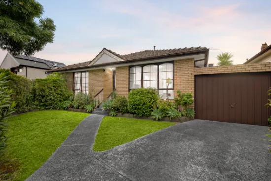 1/13 Crewe Road, Hughesdale, Vic 3166 - For Sale