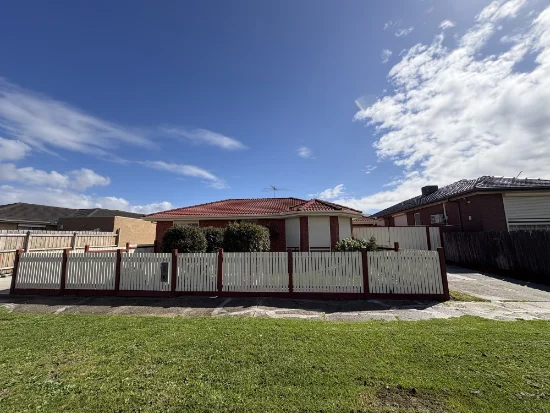 1/13 Jefferson Street, St Albans, Vic 3021