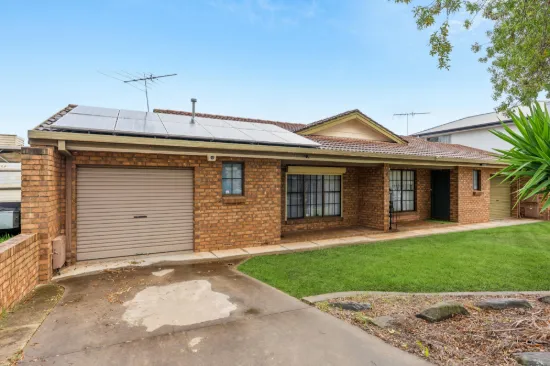 1/13 Riesling Street, Morphett Vale, SA 5162