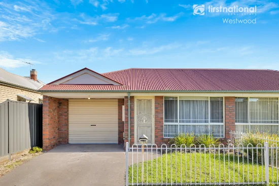 1/135 Greaves Street North, Werribee, Vic 3030
