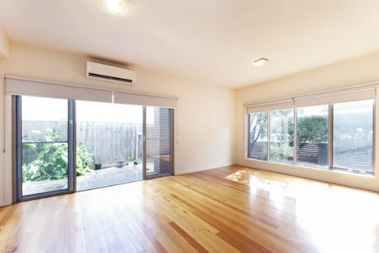 1/135 Smith Street, Thornbury, Vic 3071