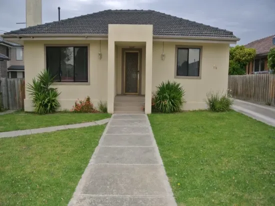 1/14 Omalley Crescent, Dandenong North, Vic 3175