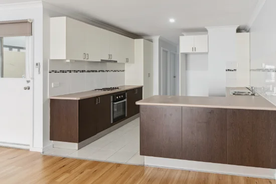 1/142 Austin Road, Seaford, Vic 3198