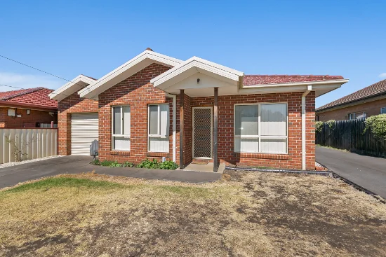 1/15 Highlands Road, Thomastown, Vic 3074