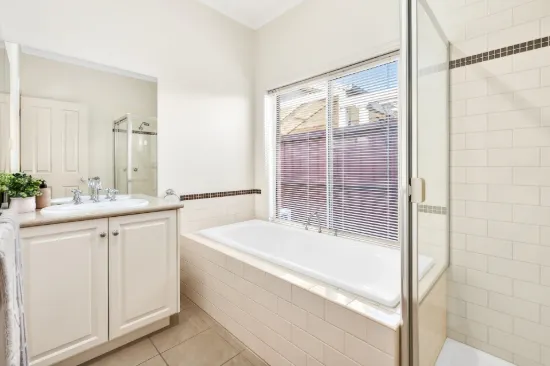 1/153 Barrabool Road, Highton, Vic 3216-Image