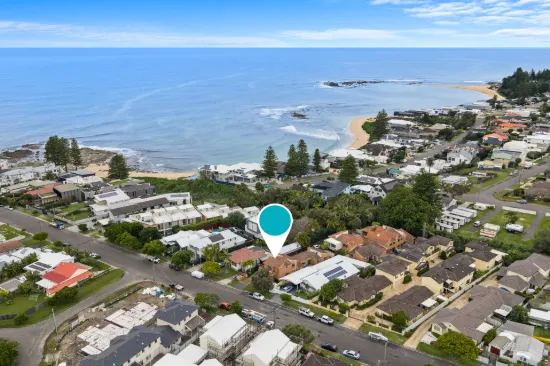 1/156 Ocean Parade, Blue Bay, NSW 2261