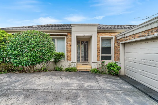 1/15A Wridgway Avenue, Burwood, Vic 3125 - For Rent