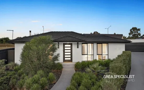 1/16 Wynette Close, Hampton Park, Vic 3976
