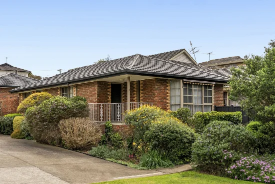 1/165 Mascoma Street, Strathmore, Vic 3041