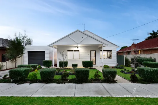 1/17 Adelaide Street, St Albans, Vic 3021