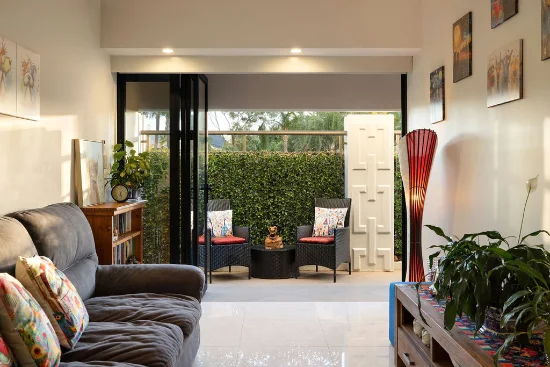 1/17 Bayview Street, Runaway Bay, Qld 4216-Image