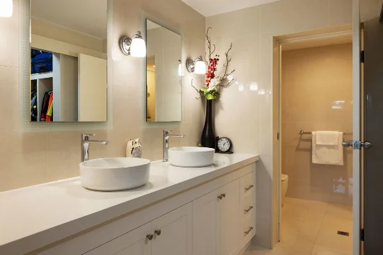 1/17 Bayview Street, Runaway Bay, Qld 4216-Image