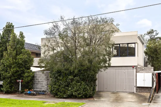 1/17 Beaumont Parade, West Footscray, Vic 3012