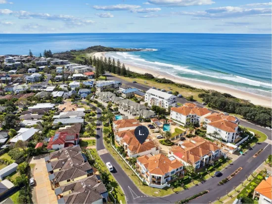 1/18-19 Pacific Parade, Yamba, NSW 2464