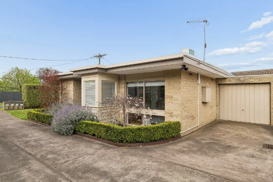 1/18 Beatty Parade, Mornington, Vic 3931
