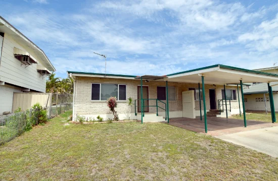 1/18 Campbell Street, Clinton QLD 4680 - For Rent