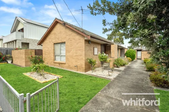 1/18 Cumberland Street, Newtown, Vic 3220