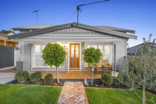 1/18 Ferntree Gully Road, Oakleigh East, Vic 3166