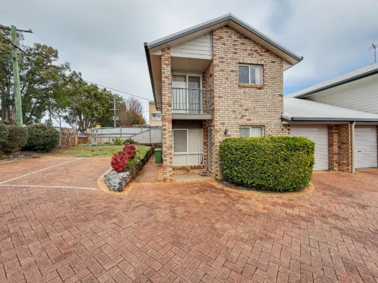 1/19A Gladstone Street, Newtown, Qld 4350
