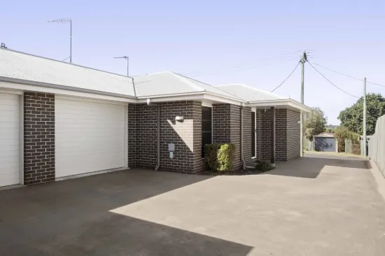 1/1a Katherine Street, North Toowoomba, Qld 4350