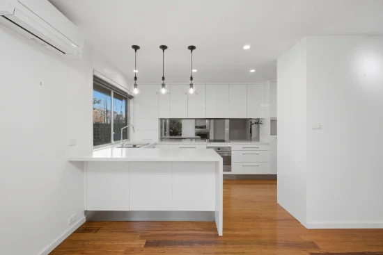 1/2-4 Davies Street, Mentone, Vic 3194