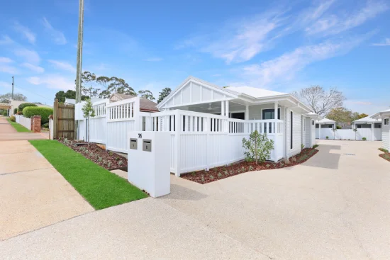 1 & 2/76 & 76a Perth Street, Rangeville, Qld 4350