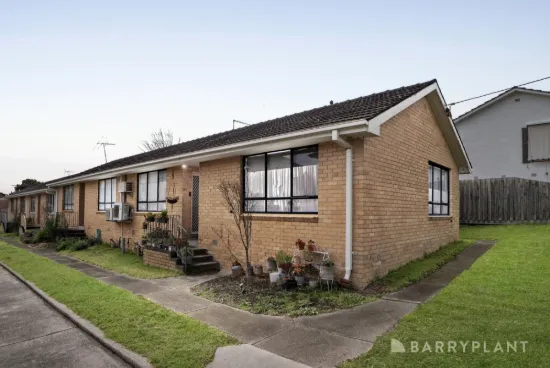 1/2 Allison Road, Mont Albert North, Vic 3129