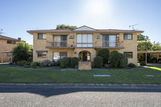 1/2 Blackwood Close, Grafton, NSW 2460